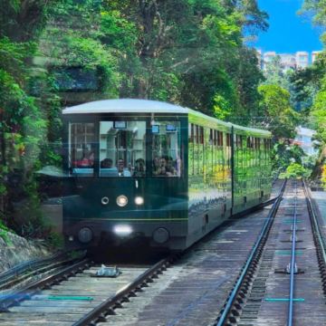 香港+维多利亚港+澳门+珠海6日5晚跟团游