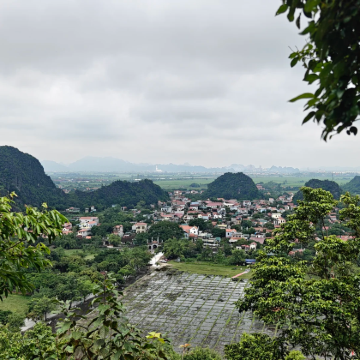 越南河内+岘港+顺化+胡志明市9日8晚私家团
