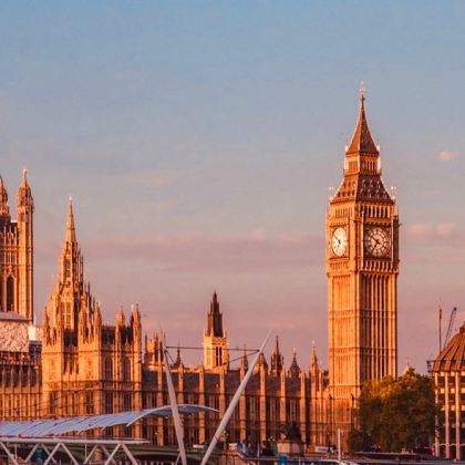 英国伦敦+剑桥+温德米尔镇+爱丁堡+约克+苏格兰高地+天空岛12日11晚拼小团