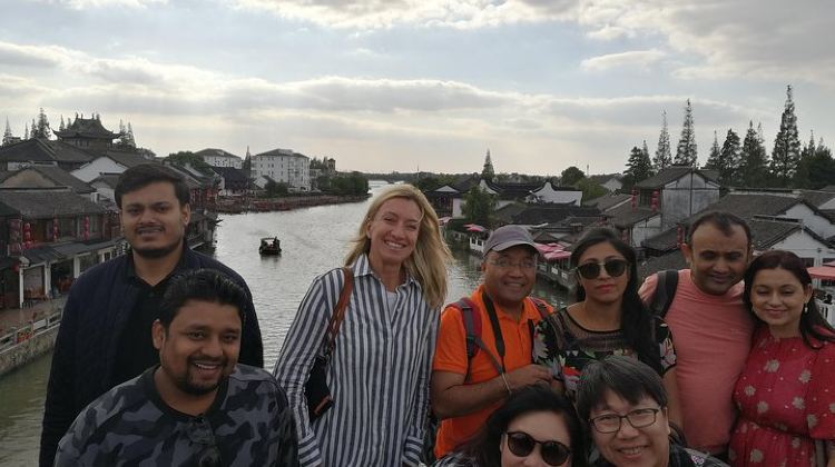 2D1N · Private Tours · shanghai Disney+shanghai one day city highlights tour （two days）