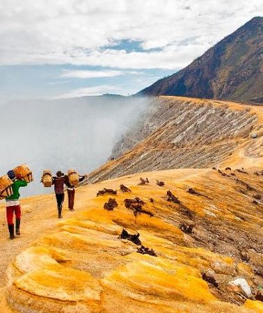 2D1N • Mount Ijen: Electric Blue Fire Tour (2D1N - Private & All-Inclusive)