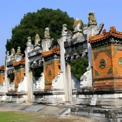 滁州+明皇陵+狼巷迷谷+布达拉宫咖啡厅+琅琊山景区+明中都钟楼+凤阳历代帝王庙+凤阳中都城隍庙5日4晚私家团