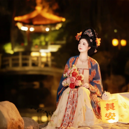 西安+兵马俑+华清宫4日3晚跟团游