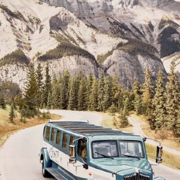 加拿大班夫+贾斯珀+哥伦比亚冰川5日4晚跟团游