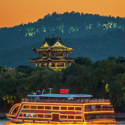 长沙+韶山+毛泽东同志故居2日1晚私家团