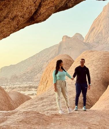 9D8N • 9 Day Etosha, Skeleton Coast & Sossusvlei Camping & Lodge Safari