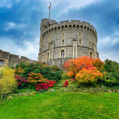 英国牛津郡牛津大学+温德米尔湖+爱丁堡+约克+剑桥剑桥大学+多佛尔白色悬崖10日9晚跟团游