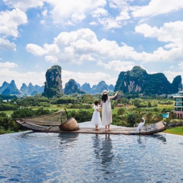 广西桂林+阳朔+漓江5日4晚私家团