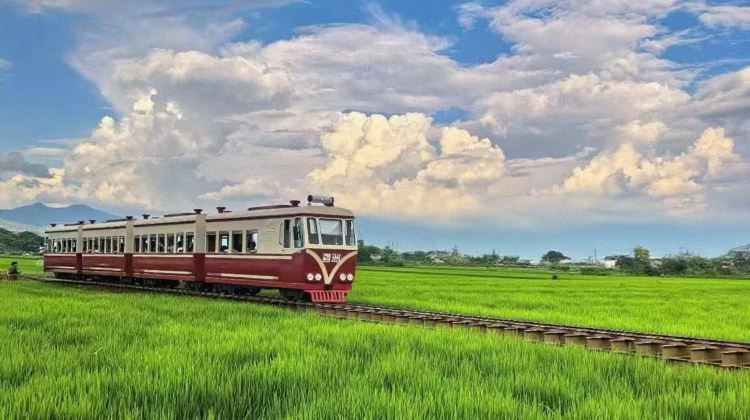 <6天>【6日5晚 · 旅行團 · 雲南昆明＋大理市＋麗江】·天天發班+保證成團+2+1頭等艙大巴+玉龍雪山登頂+洱海豪華大遊船+贈特色民族演出+出發前2天可無損取消