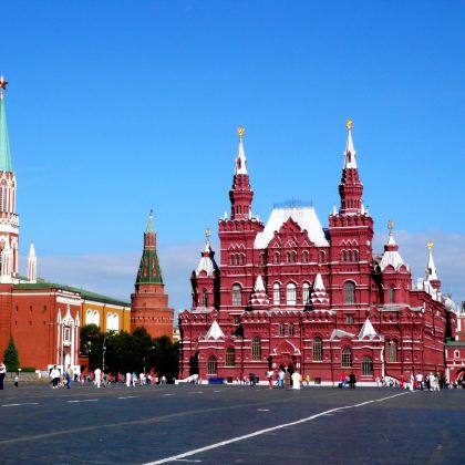 俄罗斯莫斯科+圣彼得堡3日2晚自由行