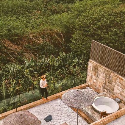 南宁+德天瀑布+明仕田园+北海7日6晚私家团