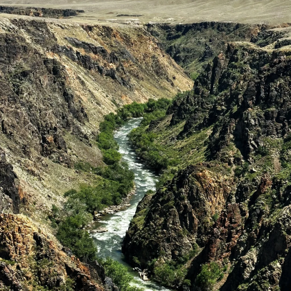 哈萨克斯坦阿拉木图+阿克套6日5晚私家团