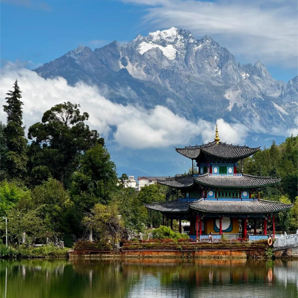 昆明+大理市+丽江+香格里拉8日7晚自由行