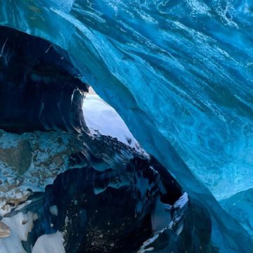 哈萨克斯坦阿拉木图+阿克套+卡因迪湖+科尔赛湖+恰仑峡谷国家公园7日6晚私家团