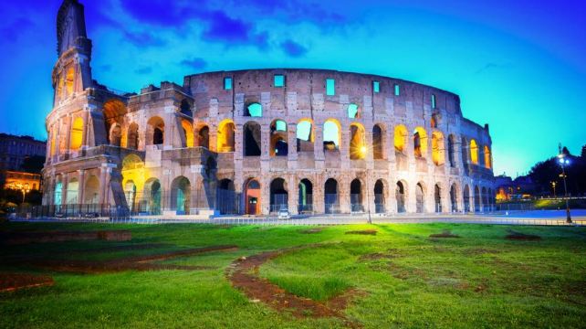 <14天>【易游欧洲 1人成团】欧洲10国·法兰克福+布拉格+布达佩斯+维也纳+慕尼黑+琉森+苏黎世+米兰+威尼斯+罗马+佛罗伦萨+比萨+巴黎+卢森堡+送维也纳&罗马citywalk+全程含早