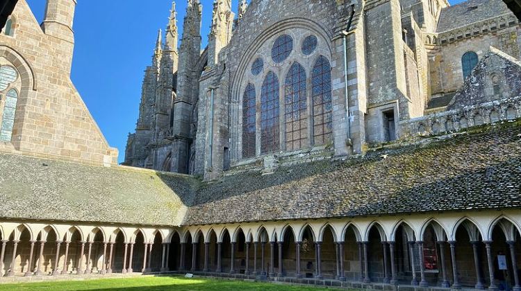 2-Day 2 day Omaha Utah Mont Saint Michel Live Guided Small Group15