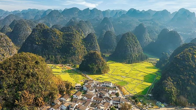 6D5N · Group Tours · Guizhou: Huangguoshu Waterfall + Zhijin Cave + Wanfenglin Scenic Area + Xingyi