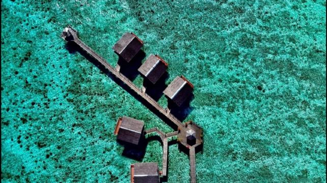 【马来西亚沙巴仙本那5日4晚私家团】·入住1晚邦邦沙屋+ 观醉美日落+马达京玻璃海+邦邦岛+浮潜追海龟+马步岛 + 偶遇海上吉普赛人+巴瑶族+打卡网红岛上水屋MWB+可升级体验海钓收渔获