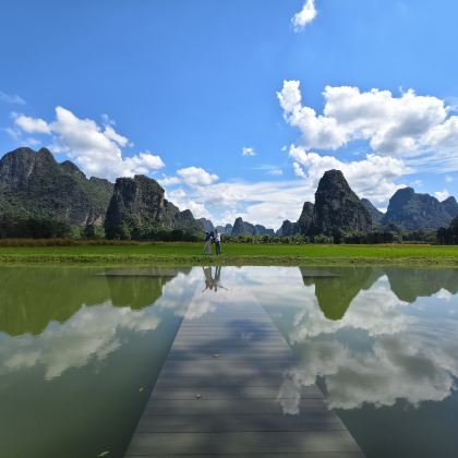 广西南宁+德天瀑布+北海+涠洲岛+桂林+阳朔+漓江9日8晚跟团游