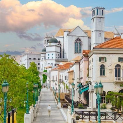 长沙+韶山+张家界+凤凰古城6日5晚私家团