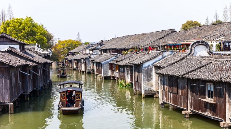 5-Day China Jiangnan Cultural Private Tour from Suzhou to Hangzhou· Hanshan Temple, Shantang Street, Lion Grove Garden, West Lake and Lingyin Temple