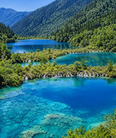 7天6晚 • 成都＋九寨溝＋畢棚溝＋四姑娘山景區＋黃龍風景名勝區＋達古冰川風景名勝區
