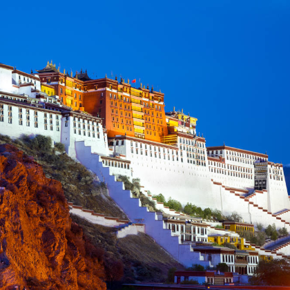 中国西藏拉萨+布达拉宫+林芝+雅鲁藏布大峡谷+桑耶寺+羊卓雍措7日6晚跟团游