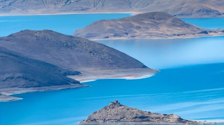 5-day 4-night · Private Tour · Lhasa + Potala Palace + Yamdrok Yumtso + Namtso