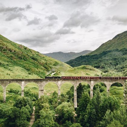 英国英格兰+苏格兰6日5晚跟团游
