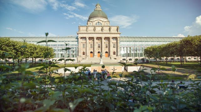 7-Day European Christmas Market Adventure· Explore Vienna, Salzburg, Munich, Nuremberg, and Berlin