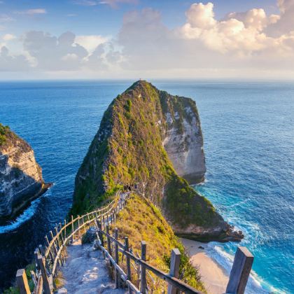 泗水+巴厘岛+布罗莫火山+伊真火山5日4晚拼小团