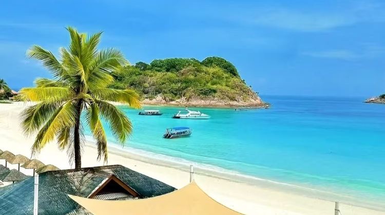 马来西亚热浪岛+吉隆坡8日7晚·含内陆段机票船票+流量卡+打卡+夏日么么茶+取景地+4晚海边拉古娜度假村+可指定菲斯网红无边泳池酒店+浮潜出海邂逅尼莫和海龟+亲子蜜月小众海岛+纯玩