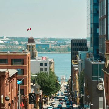 加拿大多伦多+尼亚加拉瀑布+汤卜朗山地区+魁北克城12日11晚私家团