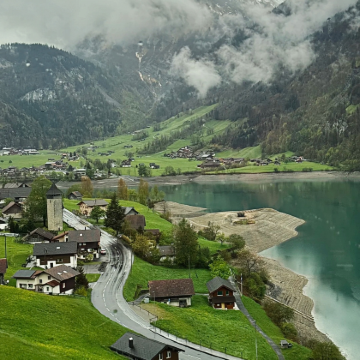 法国+意大利+瑞士+德国+奥地利+荷兰+比利时+卢森堡+匈牙利+列支敦士登+斯洛文尼亚+克罗地亚16日14晚跟团游