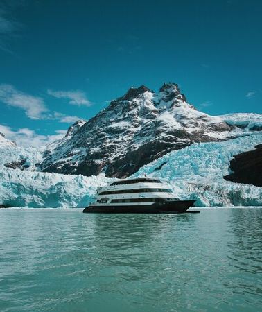 2D1N • The Spirit Of The Glaciers: 1 Night Guided Cruise from Calafate