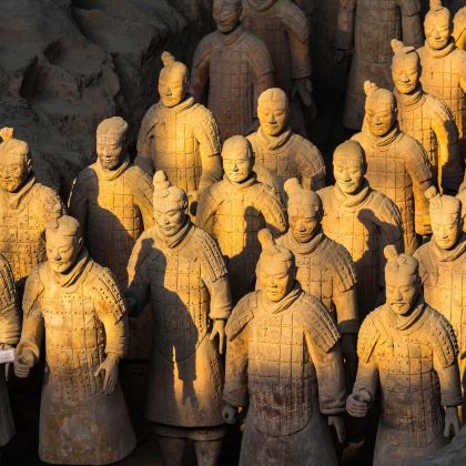 中国陕西西安秦始皇帝陵博物院(兵马俑)+大唐不夜城+回民街+陕西历史博物馆3日2晚自由行