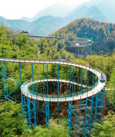 3日2晚 • 安吉「撒歡選 靈活定制」「住」4-5鑽超高性價比高銷量榜｜雲上草原、猫熊探險樂園多種玩法任您選