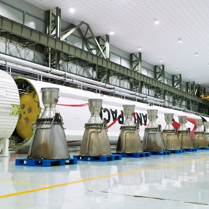 科学探索·浙江嘉兴1日亲子营【嘉兴火箭工厂】 火箭智能制造基地参观，真火箭+航天工程师一日纪实+火箭接触“0距离”，近距离整体组装完成的试验火箭