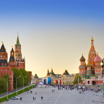俄罗斯莫斯科+圣彼得堡7日6晚自由行