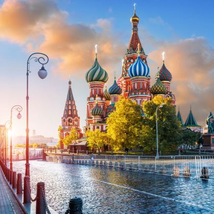 俄罗斯莫斯科+圣彼得堡10日跟团游