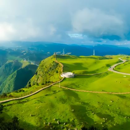 贵州贵阳+黄果树+马岭河+织金洞+乌蒙大草原6日5晚跟团游