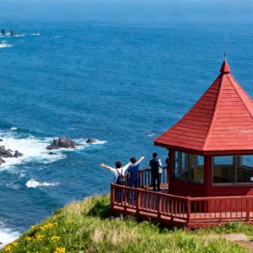 日本北海道+冲绳+那霸8日7晚拼小团