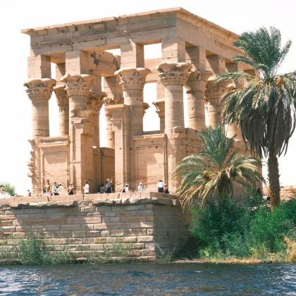 埃及吉萨金字塔群+大埃及博物馆+哈利利市场+阿斯旺水坝+卢克索神庙+红海+尼罗河+菲莱神庙8日7晚跟团游·开罗+阿斯旺+卢克索+红海+尼罗河三角帆船【 中文导游 小团专车 纯玩无坑】