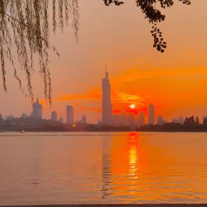 亲子游学陪拍|跟拍+景点任选+动作指导+超e情绪价值拉满+可选精修摄影