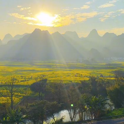 贵州贵阳+黄果树景区+织金洞+万峰林景区+马岭河峡谷景区+青岩古镇+乌蒙大草原6日5晚拼小团