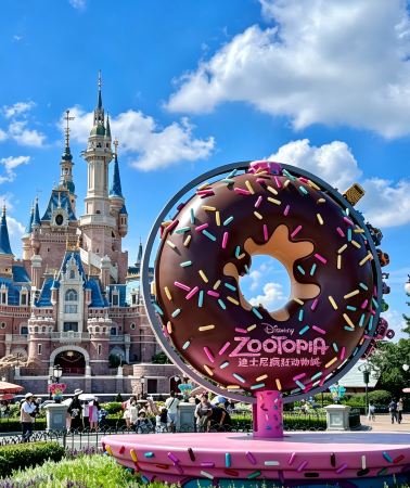 5D4N • Hong Kong + Hong Kong Disneyland + Ocean Park · 4-night stay at a city hotel - Includes 2-park admission