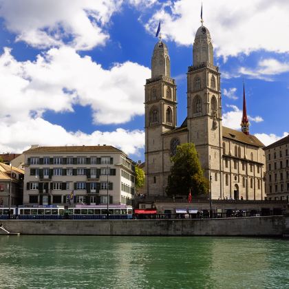 德国+瑞士13日12晚跟团游