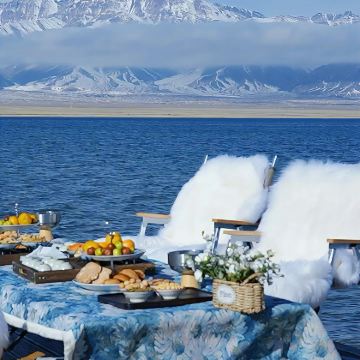 新疆北疆+伊犁+赛里木湖7日7晚私家团