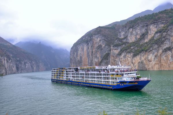5-day · Yangtze River Three Gorges · Yichang-Zigui-Yichang-Wushan County-Fengjie County-Badong-Fengdu County-Chongqing