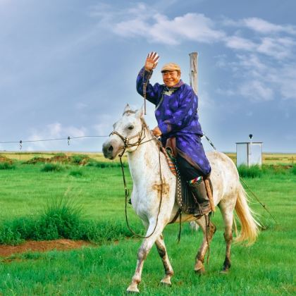 木兰围场+乌兰布统旅游区+塞罕坝国家森林公园+坝上3日2晚私家团